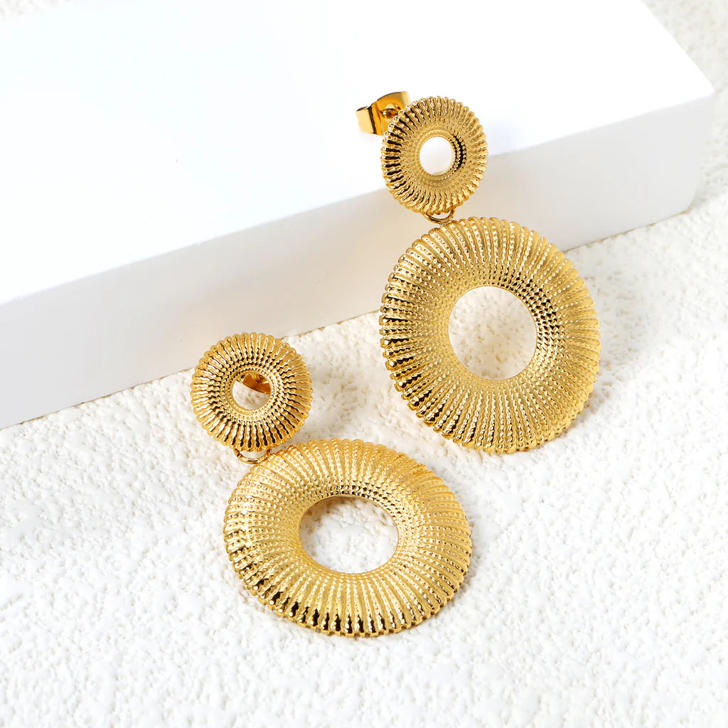 Simonita Earrigs