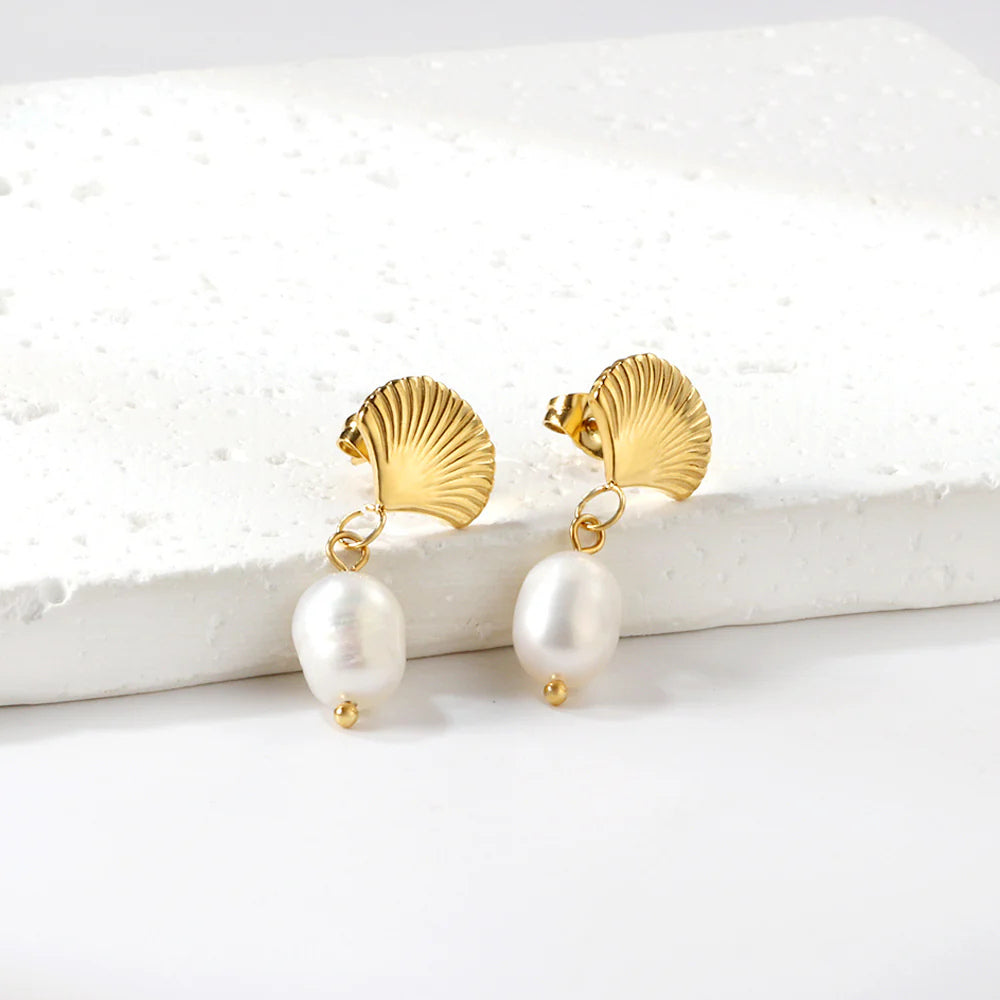 Bianca Pearl Earrings