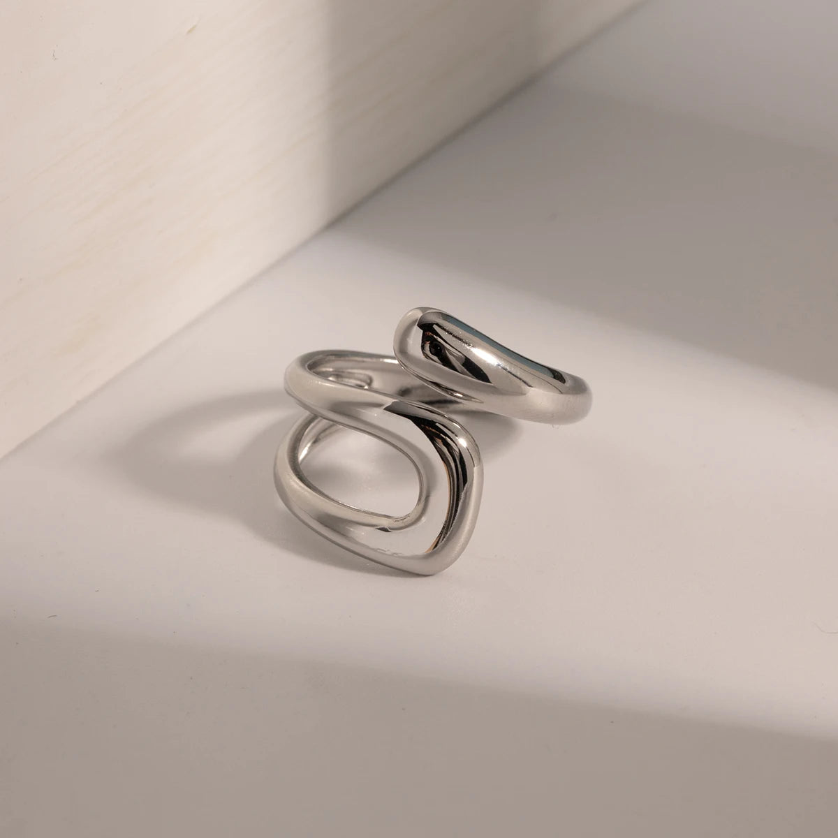 Dove Ring