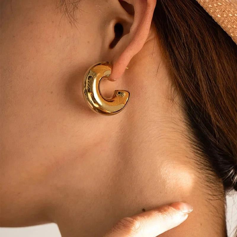 Tamara Hoop Earrings