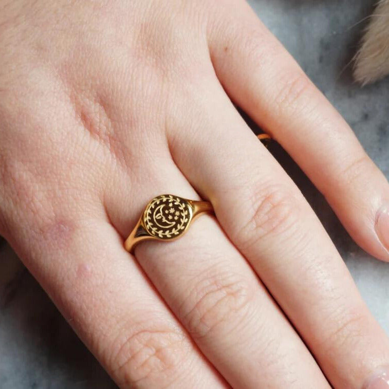 Luna Ring