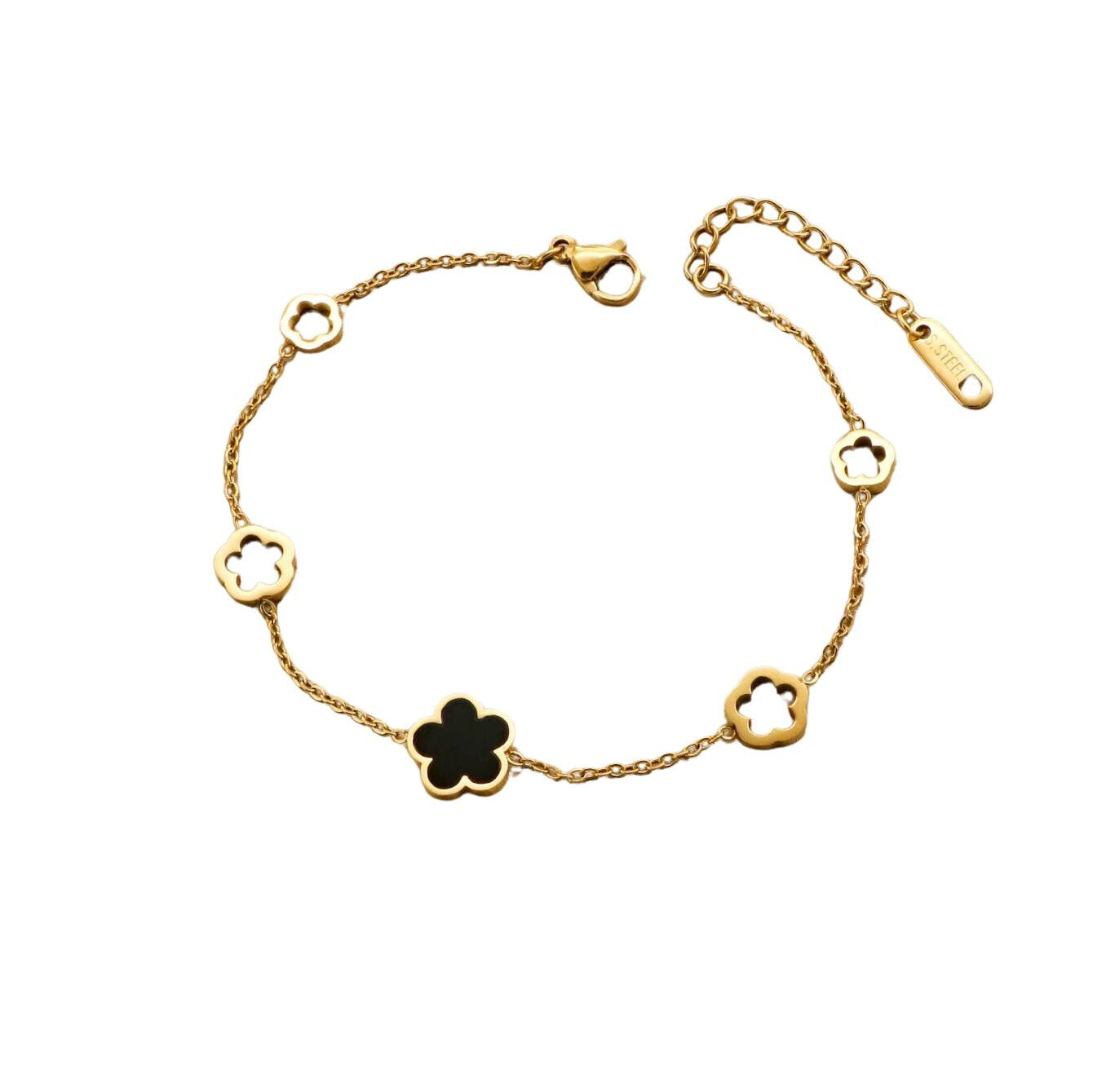 The Clover Bracelet